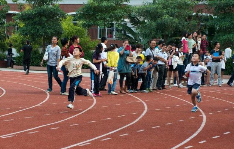 学校运动会.jpg